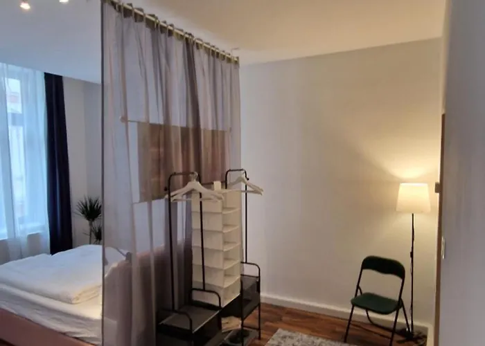 Apartment Drew's Shelter - To Feel Like